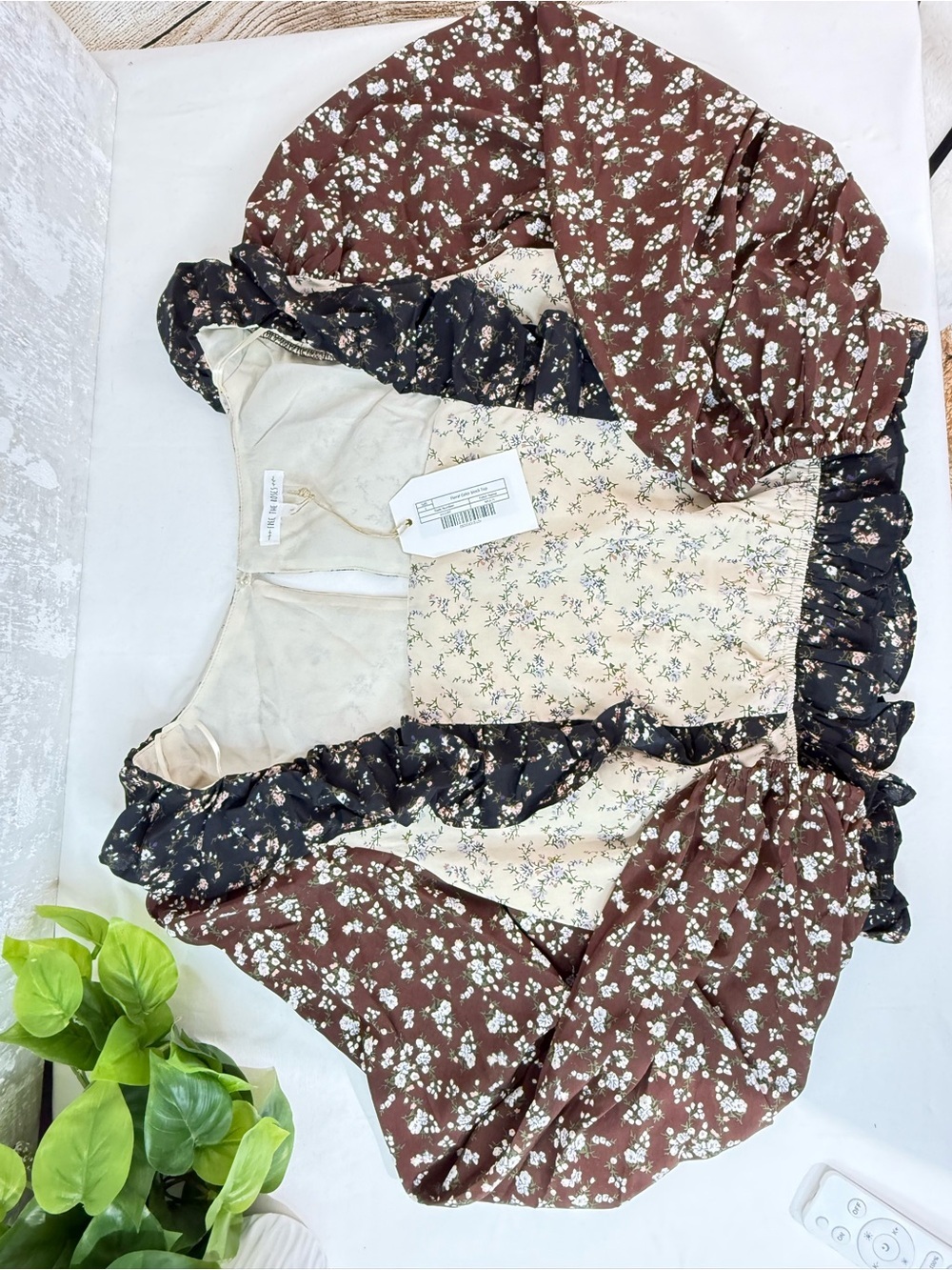 Free The Roses Floral Ruffle Top NWT Large Cottagecore - Picture 5 of 11
